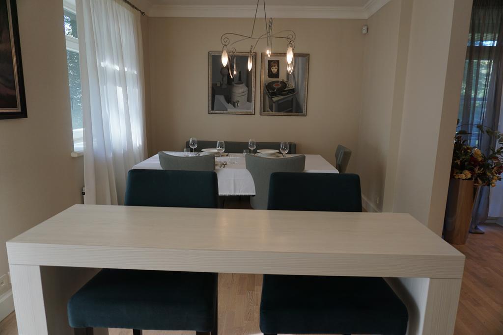 Wooden Villa Apartments Jūrkalne Εξωτερικό φωτογραφία